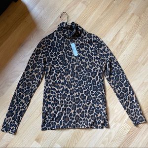 NWT J.Crew Tissue Turtleneck in Leopard. Size medium.